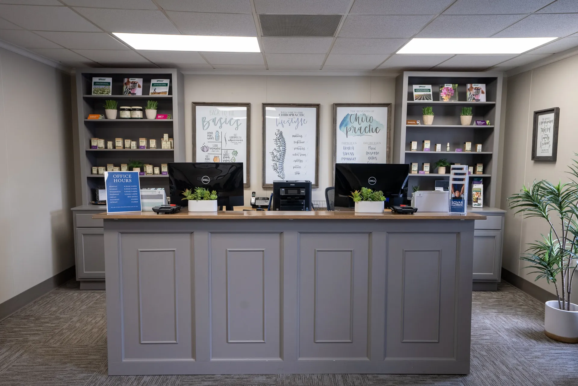 Front desk at Sovar Chiropractic